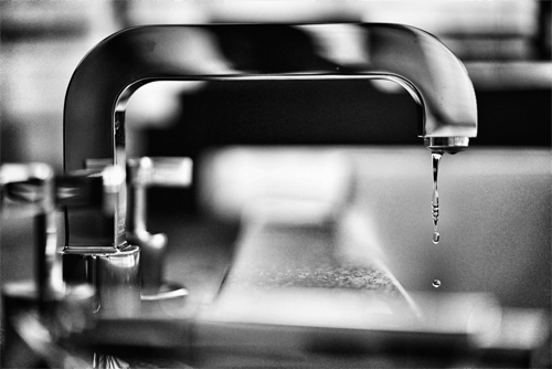 leaking tap plumber cottesloe